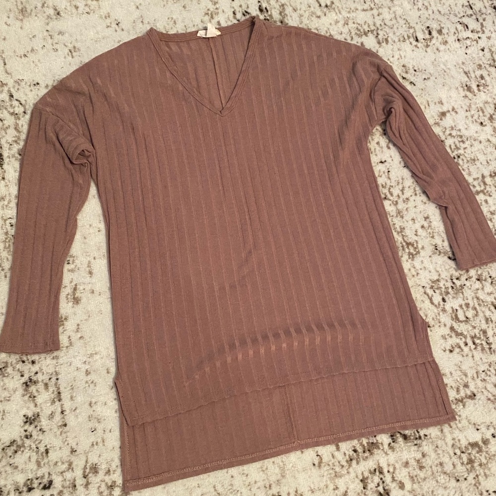 Blush ribbed hi-low long sleeve